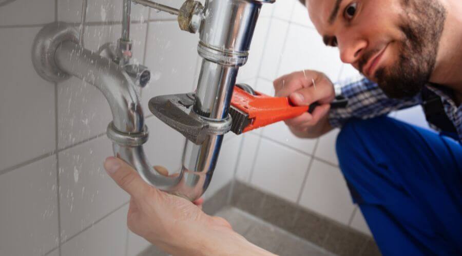 Local expert plumbing services in Coahoma, TX
